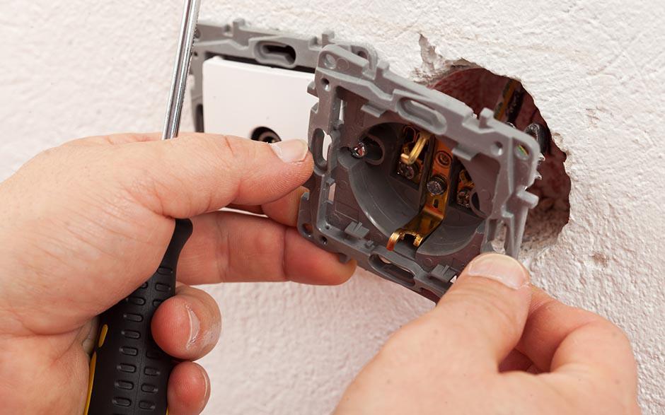  dépannage électricien Louvres